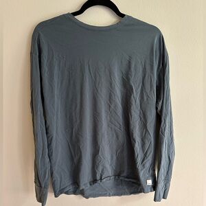 Vuori Small Long Sleeve Blue Green shirt